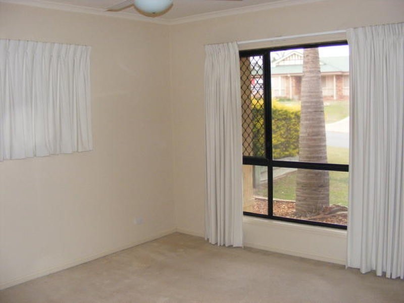 Yamanto QLD 4305