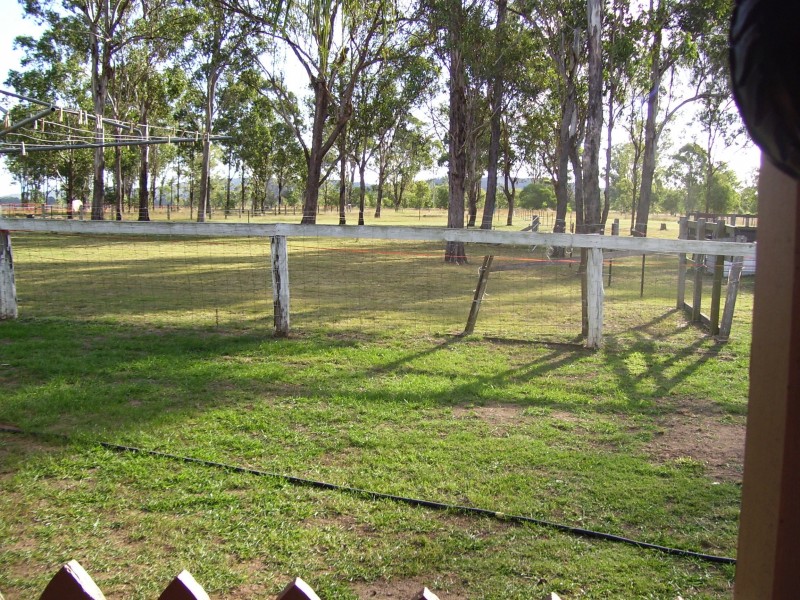 Walloon QLD 4306
