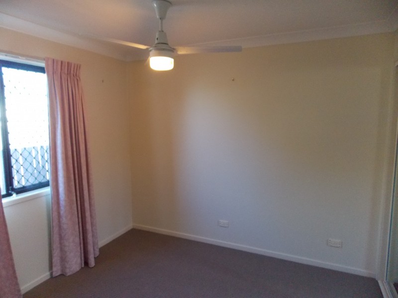 27 Dellvene Cres, Rosewood QLD 4340