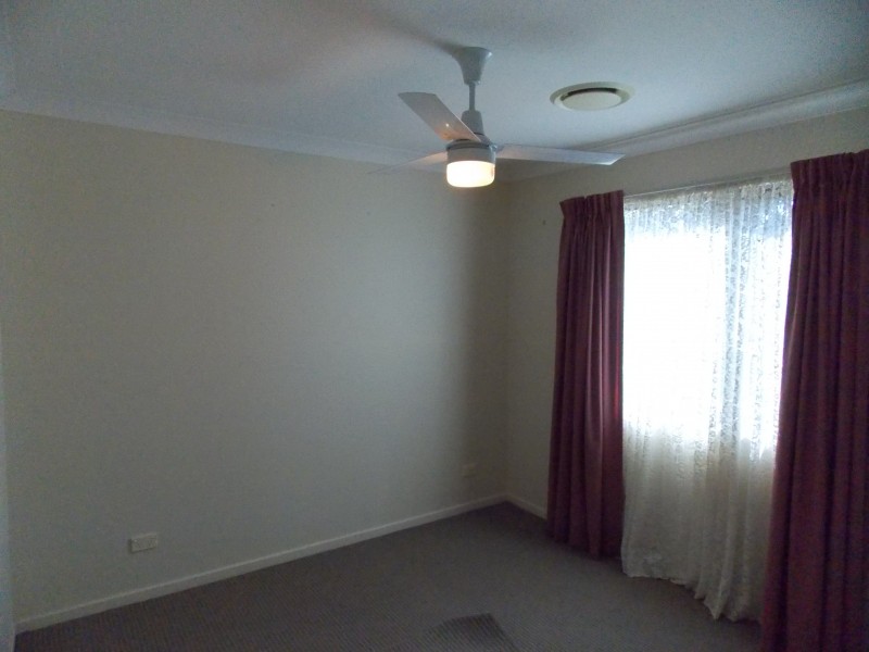 27 Dellvene Cres, Rosewood QLD 4340