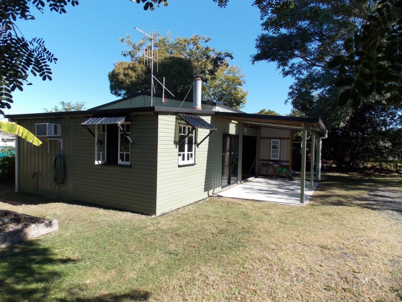 2 Trevlac St, Rosewood QLD 4340