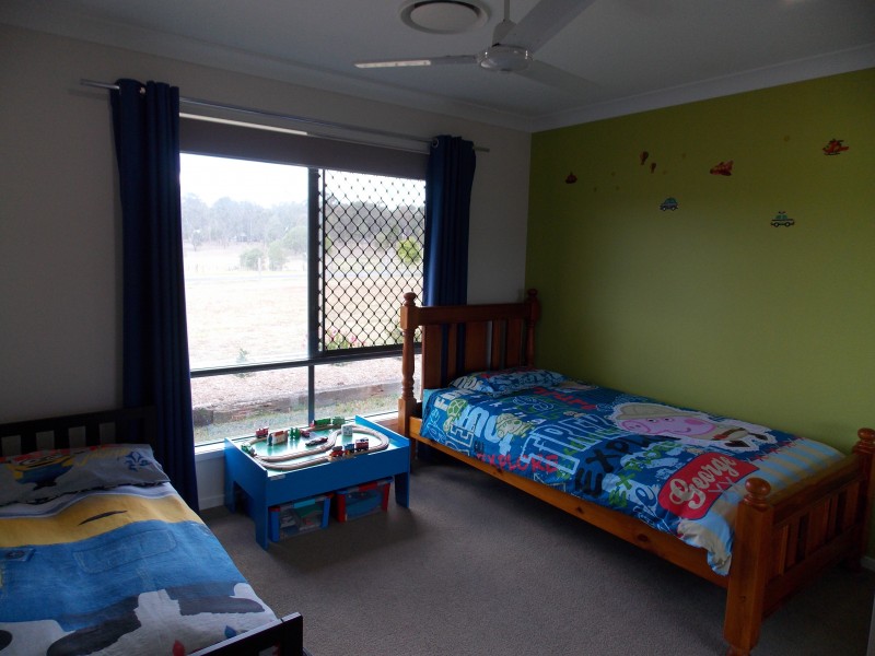 37 Grandchester Mt Mort Rd, Grandchester QLD 4340
