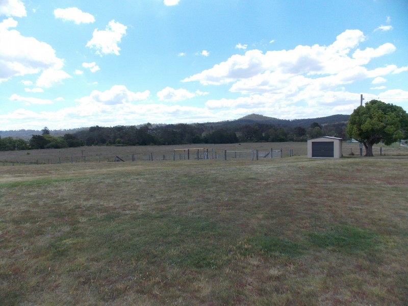 37 Grandchester Mt Mort Rd, Grandchester QLD 4340