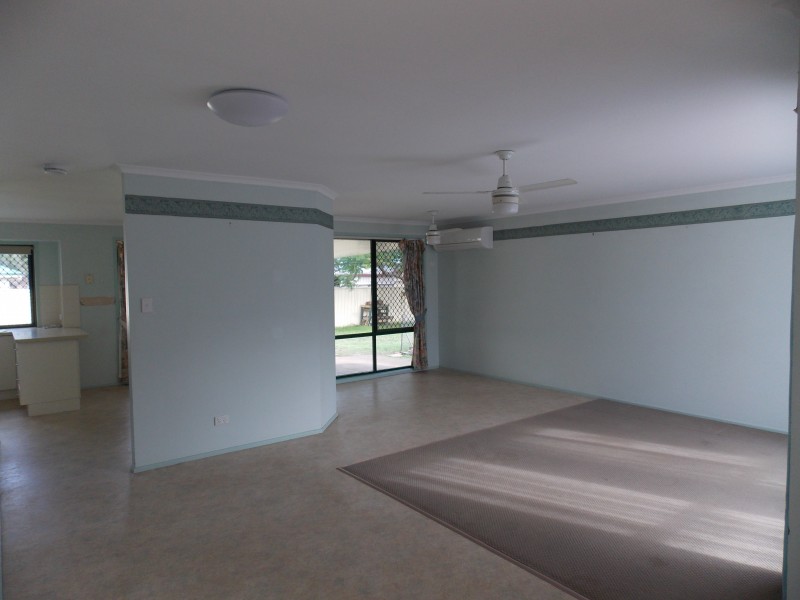 73 Bernadette Cres, Rosewood QLD 4340