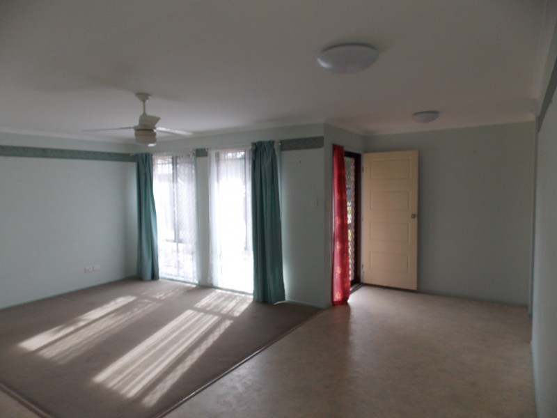 73 Bernadette Cres, Rosewood QLD 4340