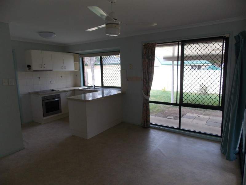 73 Bernadette Cres, Rosewood QLD 4340