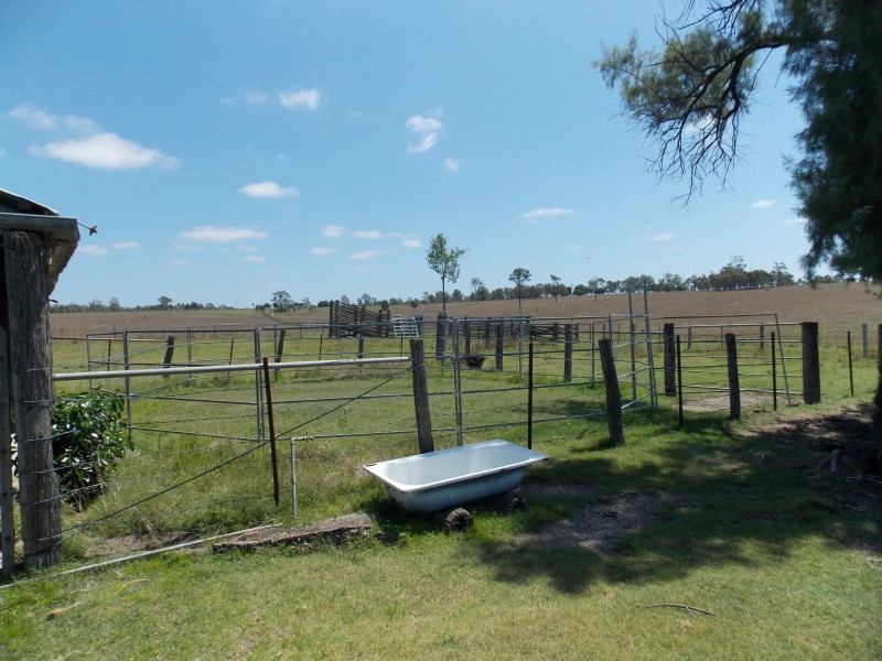 199 Mt Forbes School Rd, Mount Forbes QLD 4340