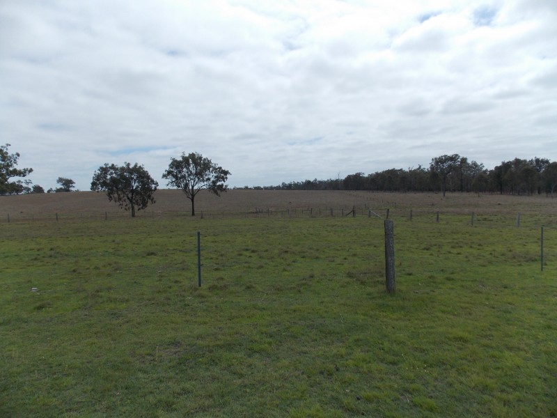 199 Mt Forbes School Rd, Mount Forbes QLD 4340