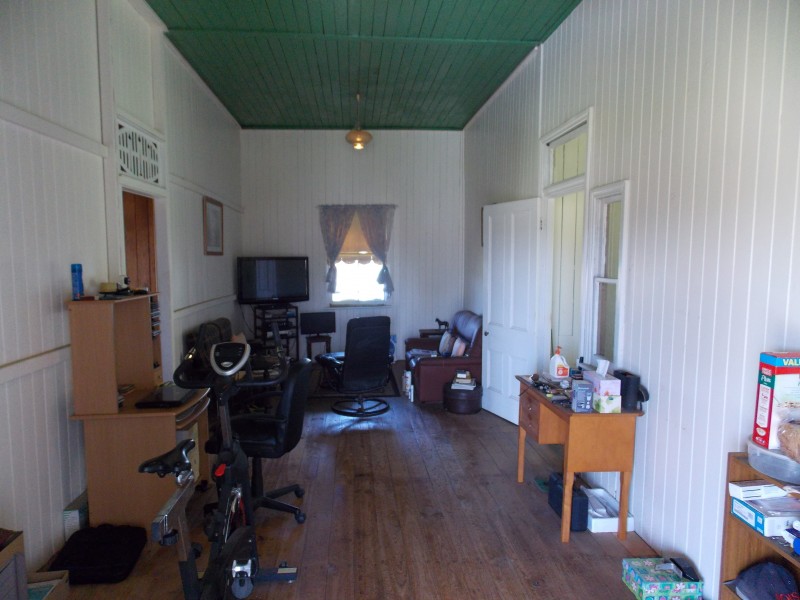 199 Mt Forbes School Rd, Mount Forbes QLD 4340