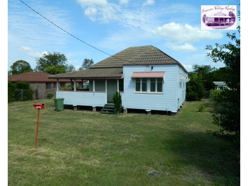 93 Mill St, Rosewood QLD 4340