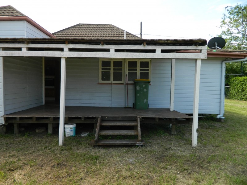 93 Mill St, Rosewood QLD 4340