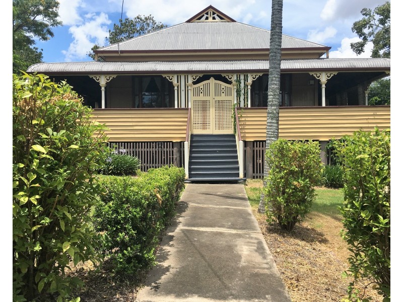 108 Pine Mountain Rd, Brassall QLD 4305