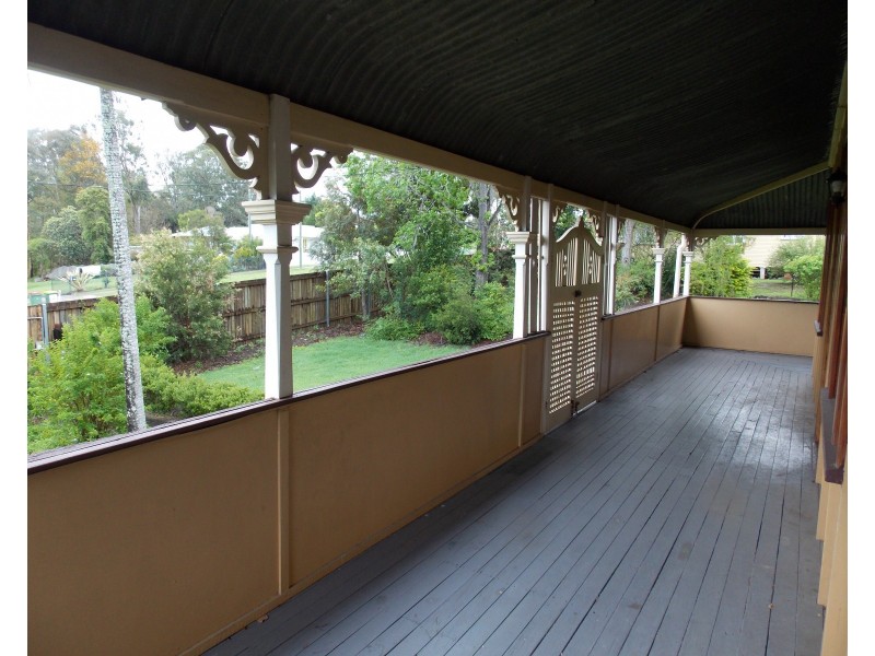 108 Pine Mountain Rd, Brassall QLD 4305