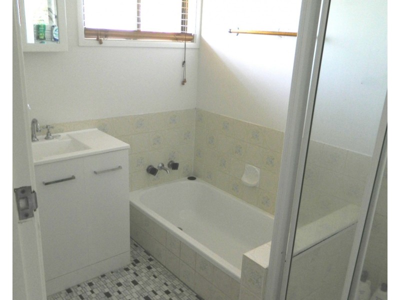 90A Albert St, Rosewood QLD 4340