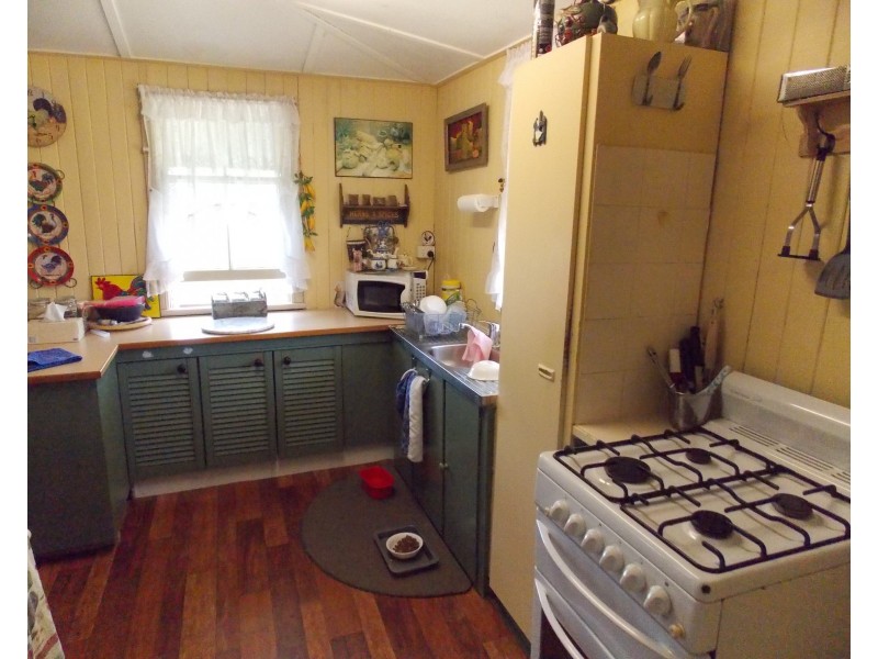 75 Albert St, Rosewood QLD 4340