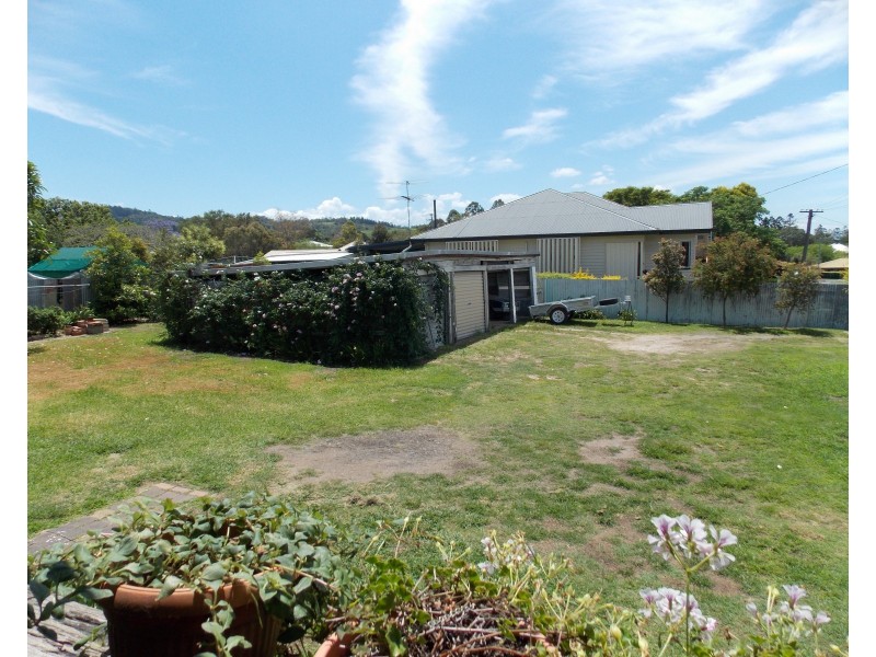 75 Albert St, Rosewood QLD 4340