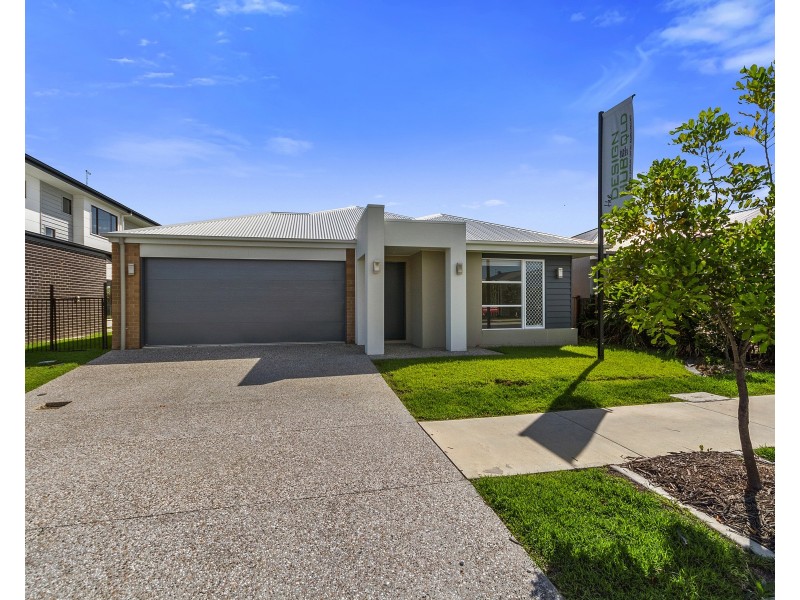 13 Harmony Cres, South Ripley QLD 4306