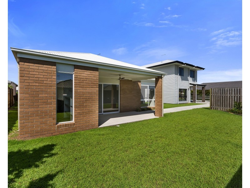 13 Harmony Cres, South Ripley QLD 4306