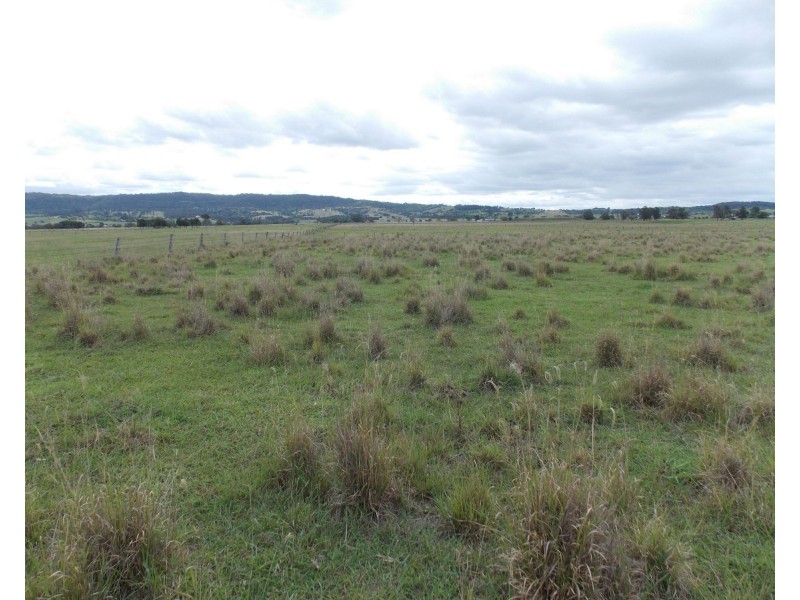 273 Rosewood Laidley Rd, Lanefield QLD 4340