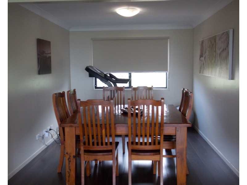 17 Normanton Cl, Rosewood QLD 4340