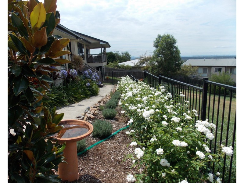 17 Normanton Cl, Rosewood QLD 4340