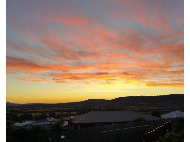 17 Normanton Cl, Rosewood QLD 4340