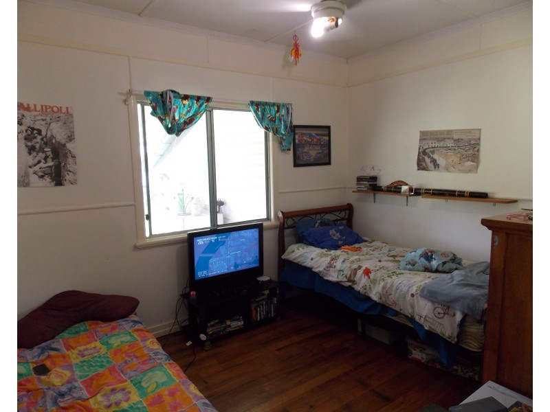 1 Trevlac St, Rosewood QLD 4340