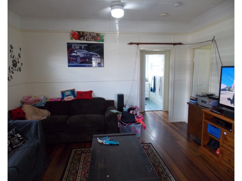 1 Trevlac St, Rosewood QLD 4340