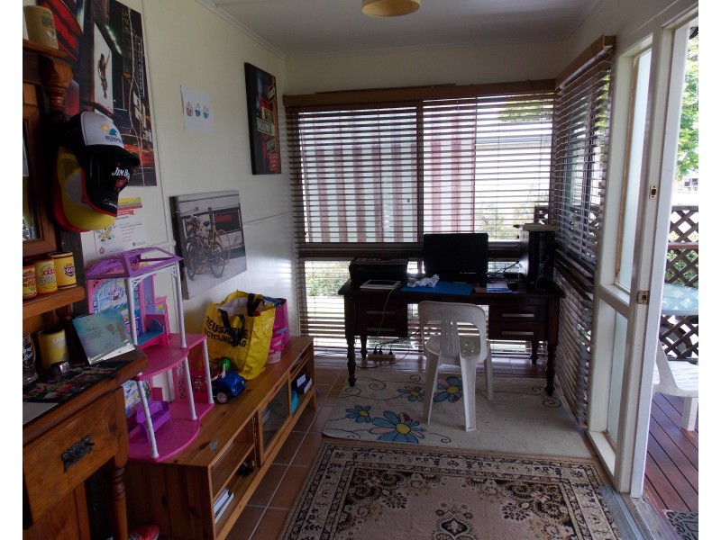 1 Trevlac St, Rosewood QLD 4340