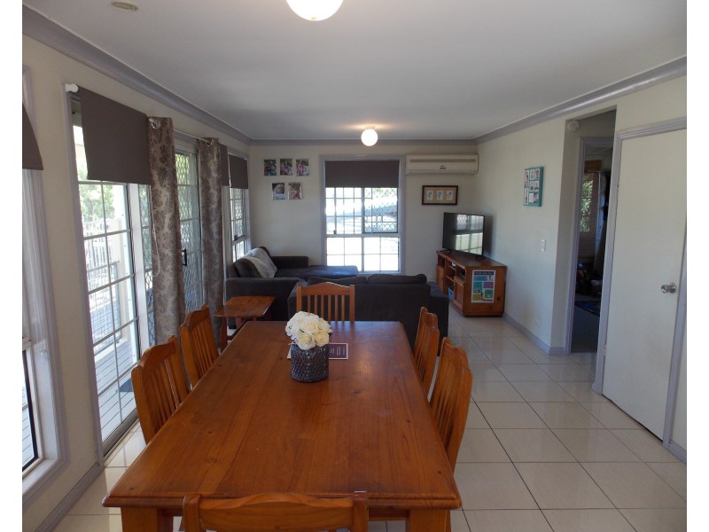 75 Queen St, Marburg QLD 4346