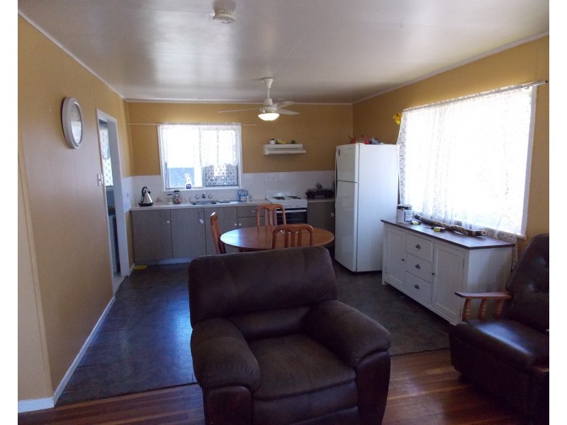 9 Makepeace St, Rosewood QLD 4340