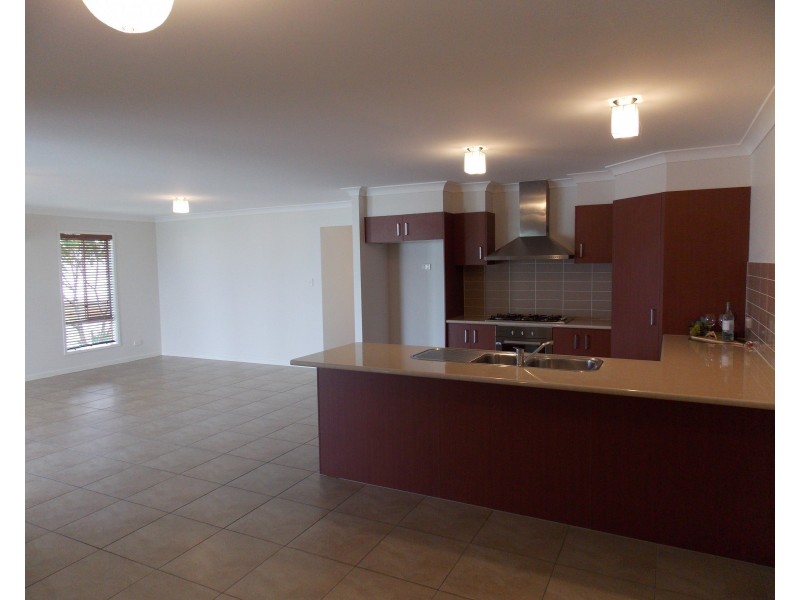 24 Kunkala Ct, Rosewood QLD 4340