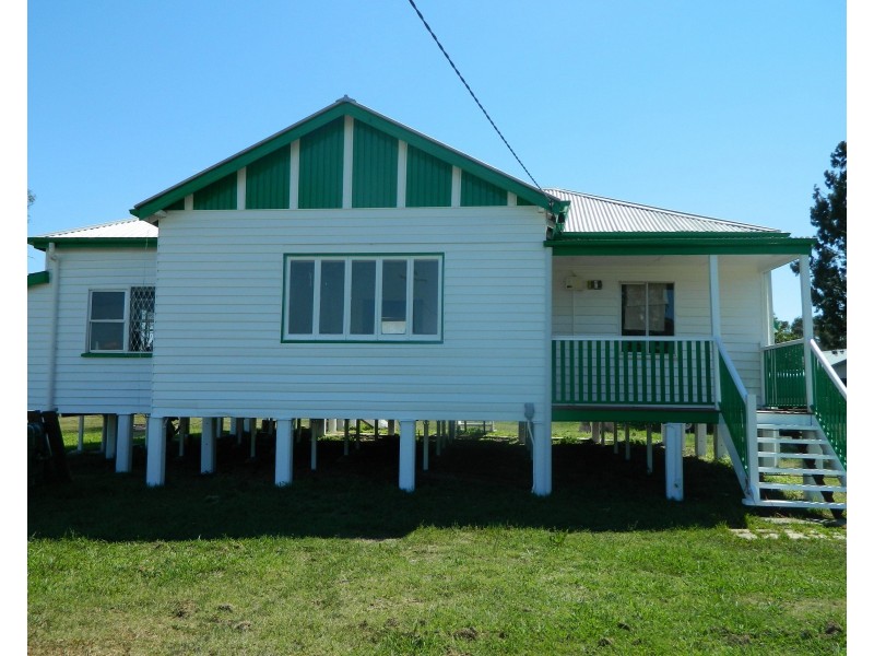 Walloon QLD 4306