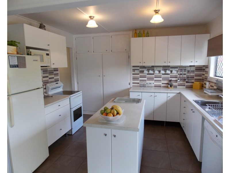 976-982 Karrabin Rosewood Rd, Thagoona QLD 4306