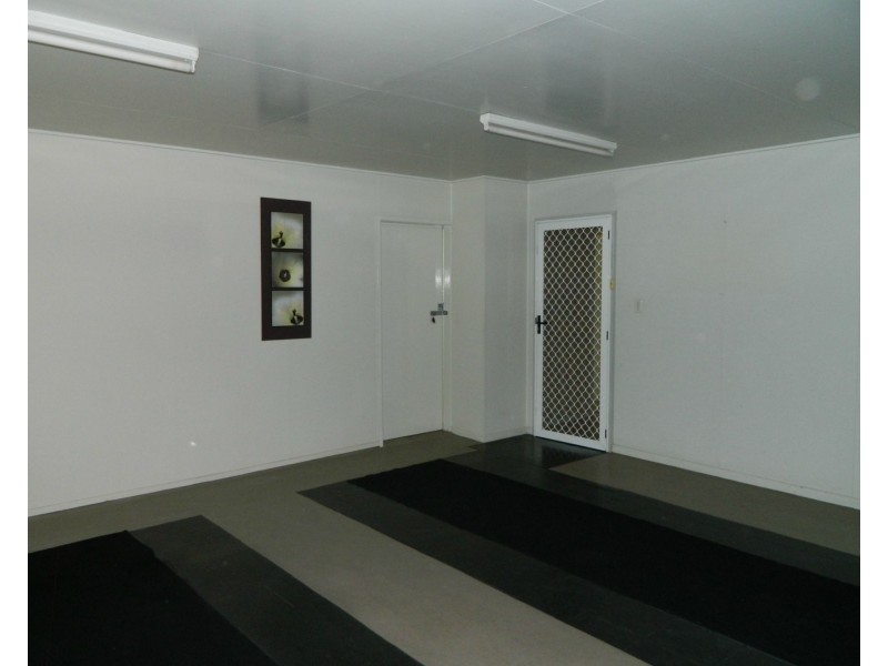 5 Gibbs Street, Churchill QLD 4305