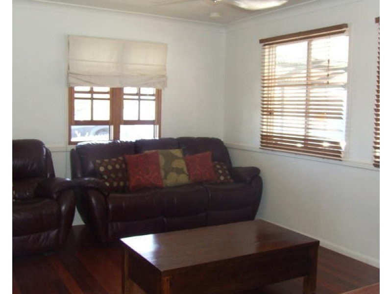 9 Roblyn Street, Rosewood QLD 4340