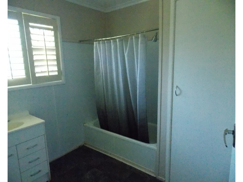 170 Matthew St, Rosewood QLD 4340
