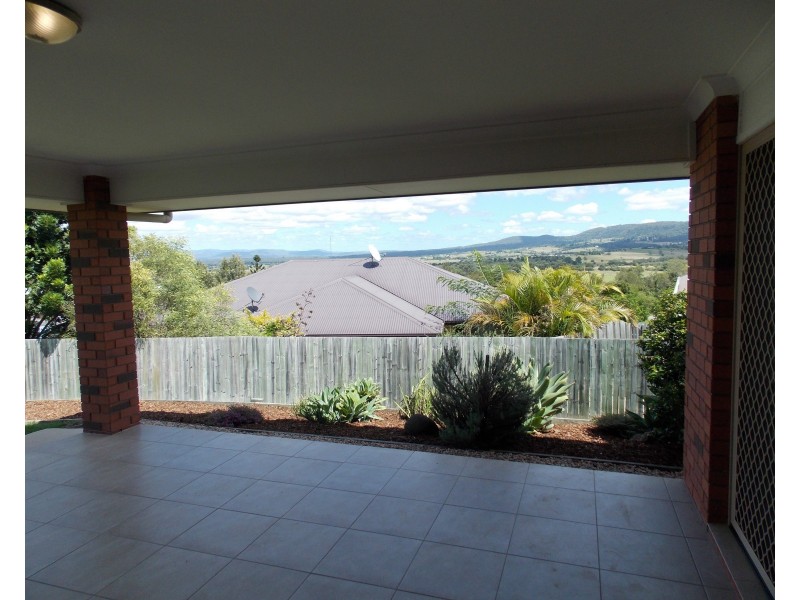 24 Kunkala Ct, Rosewood QLD 4340