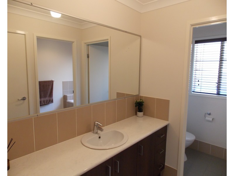 24 Kunkala Ct, Rosewood QLD 4340