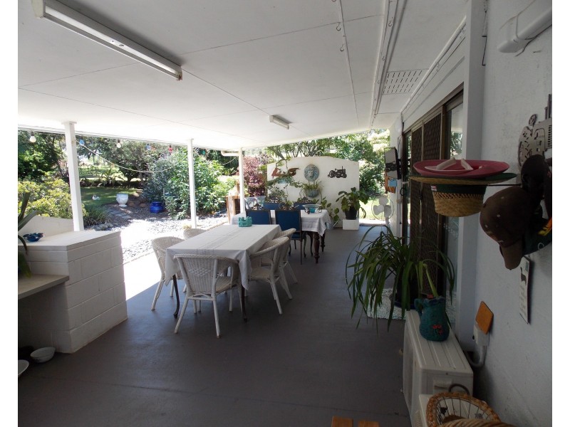 243 Christensen Rd, Mount Walker QLD 4340