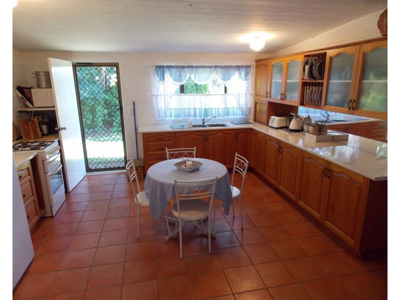 243 Christensen Rd, Mount Walker QLD 4340