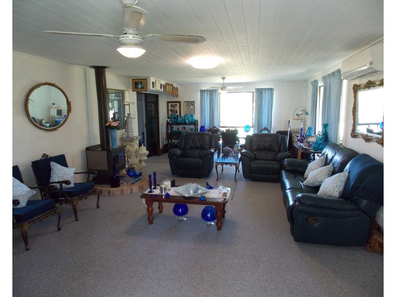 243 Christensen Rd, Mount Walker QLD 4340