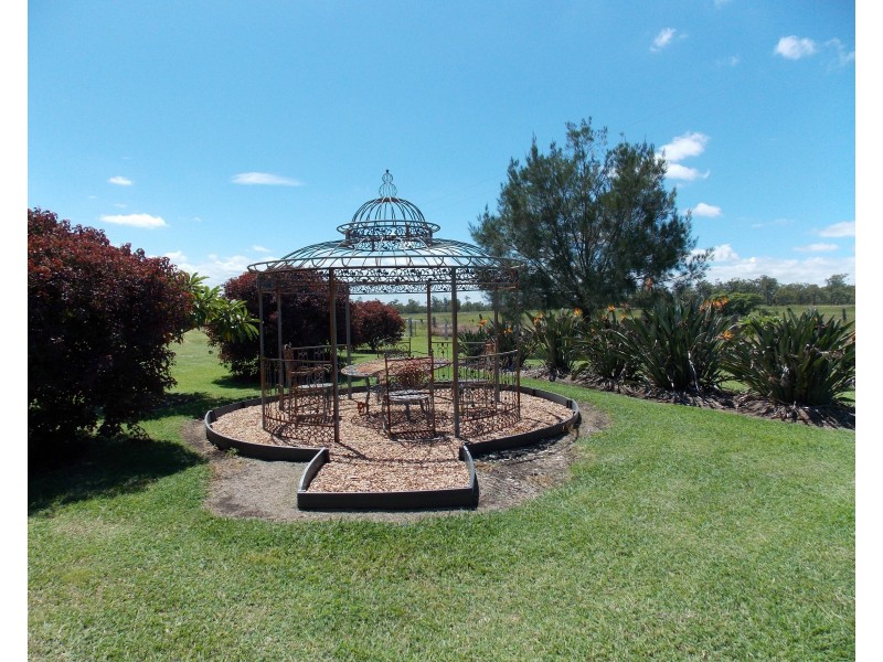 243 Christensen Rd, Mount Walker QLD 4340