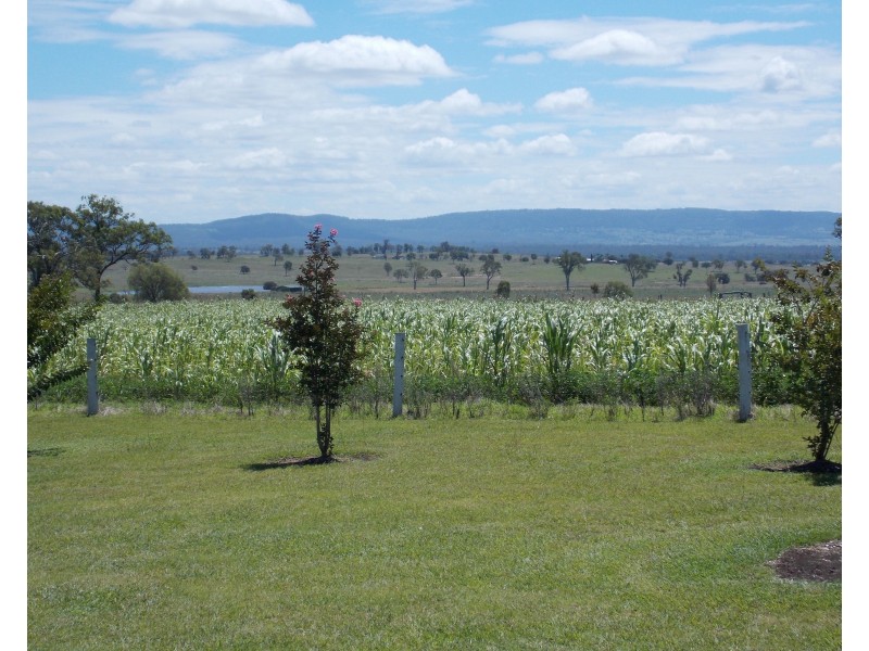 243 Christensen Rd, Mount Walker QLD 4340