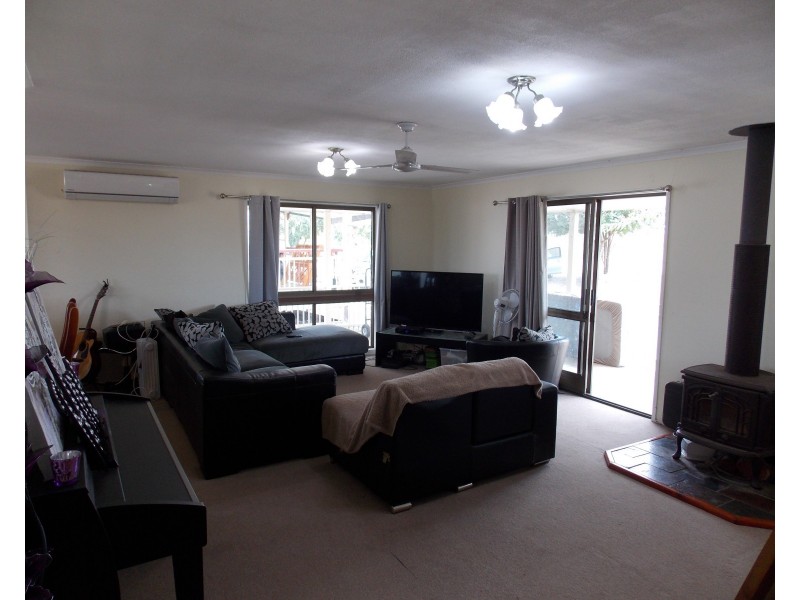 100 Grants Rd, Lower Mount Walker QLD 4340