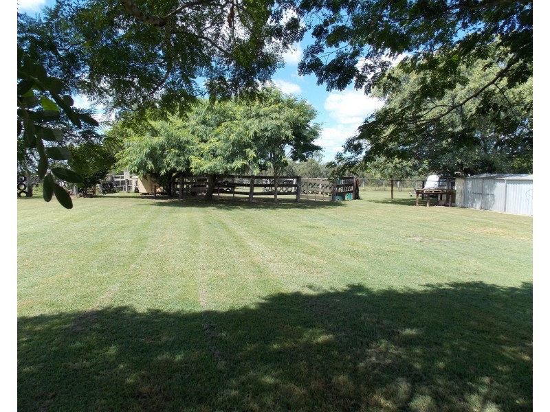 100 Grants Rd, Lower Mount Walker QLD 4340