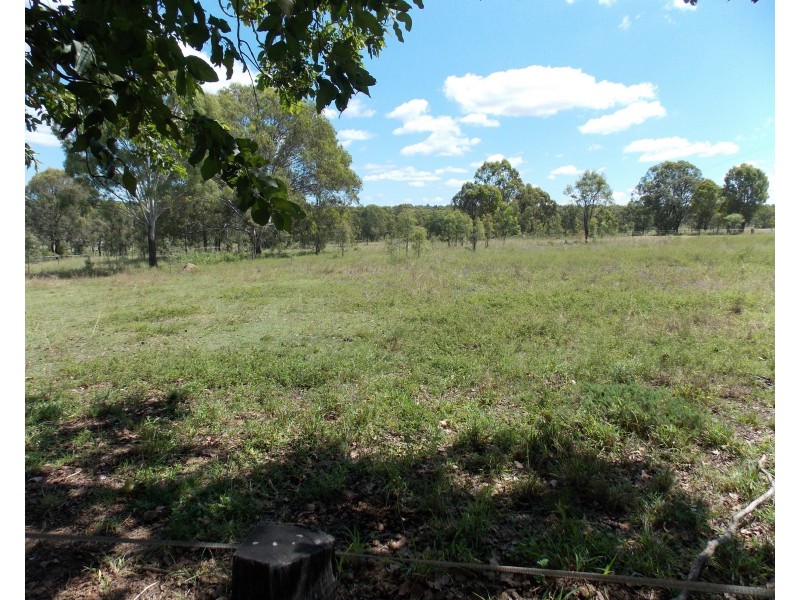 100 Grants Rd, Lower Mount Walker QLD 4340