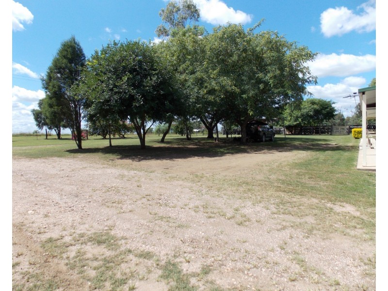 100 Grants Rd, Lower Mount Walker QLD 4340