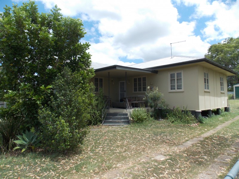 21 Yates Street, Rosewood QLD 4340