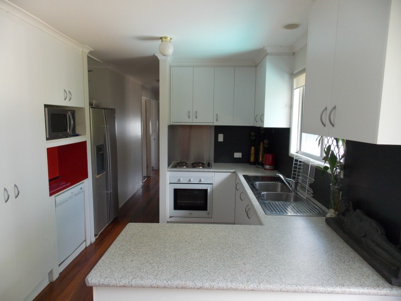 14 Ahearn St, Rosewood QLD 4340